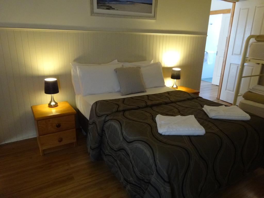 Caseys Beach Holiday Park Sunshine Bay Εξωτερικό φωτογραφία