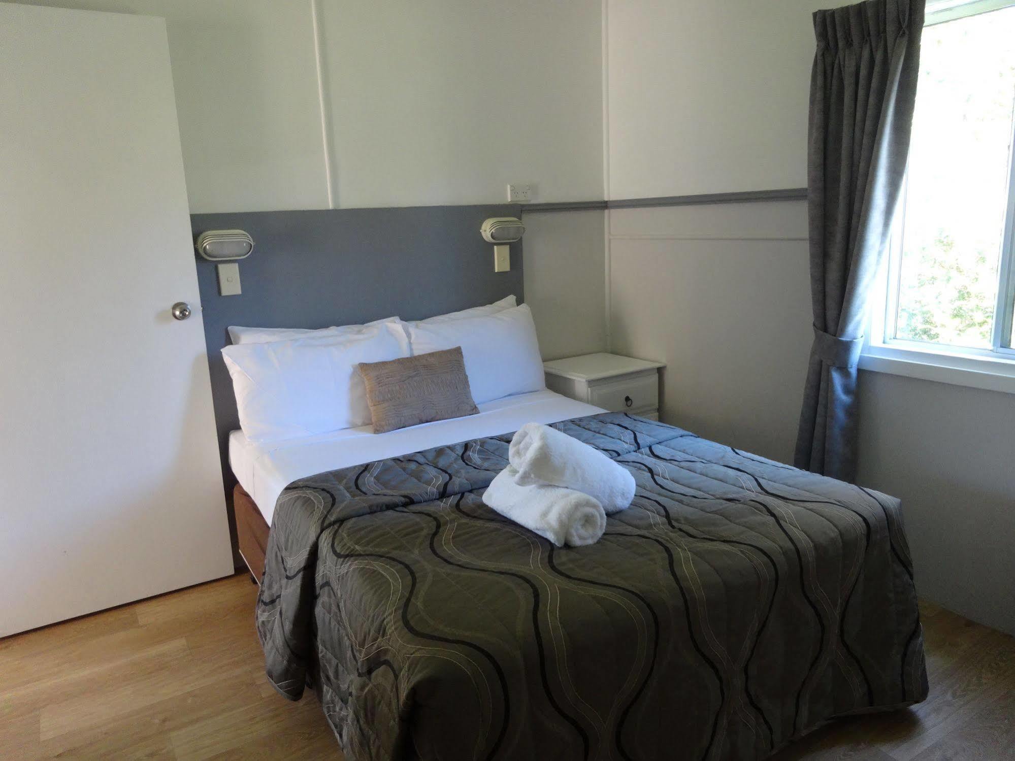 Caseys Beach Holiday Park Sunshine Bay Εξωτερικό φωτογραφία