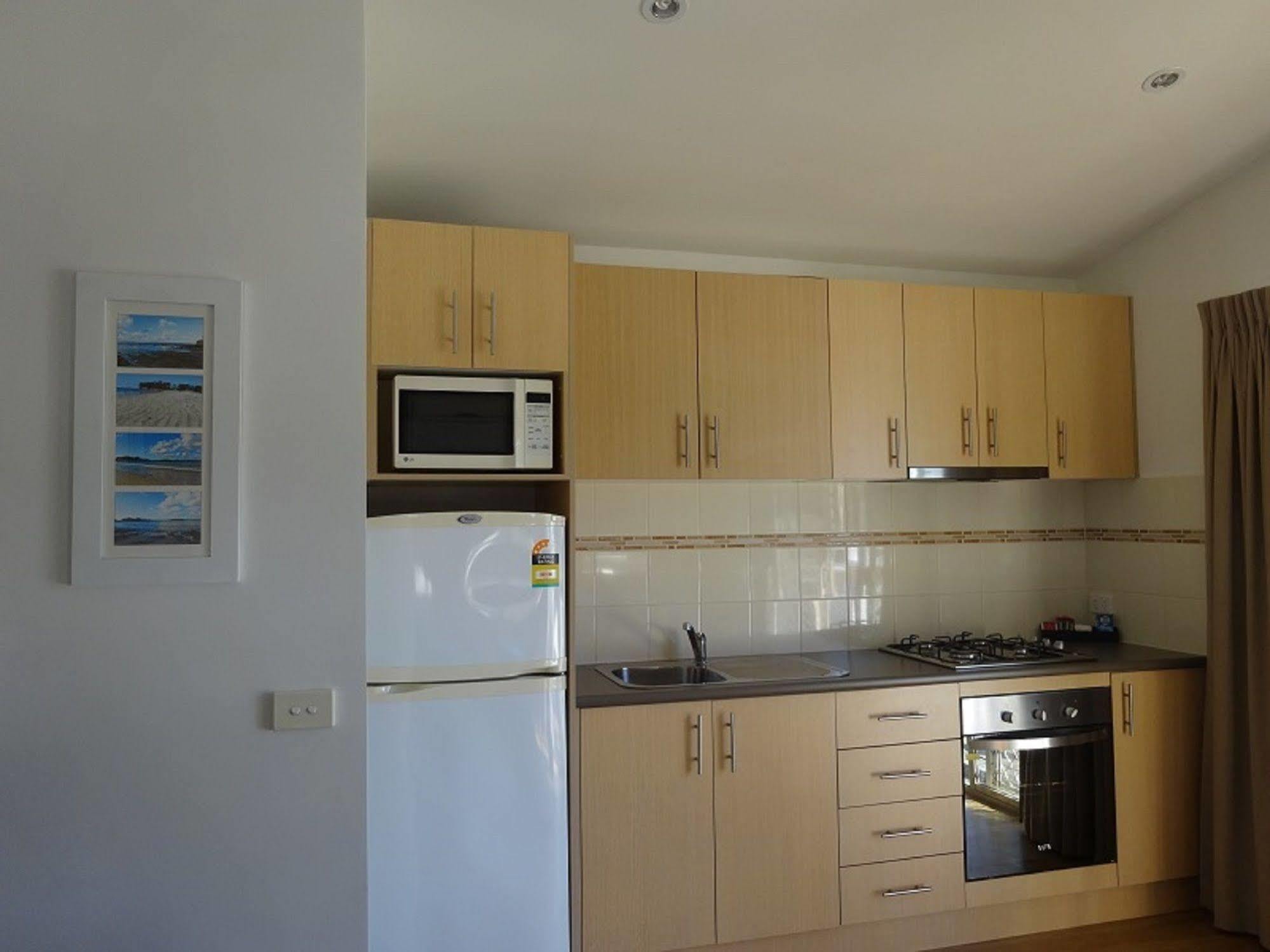 Caseys Beach Holiday Park Sunshine Bay Εξωτερικό φωτογραφία