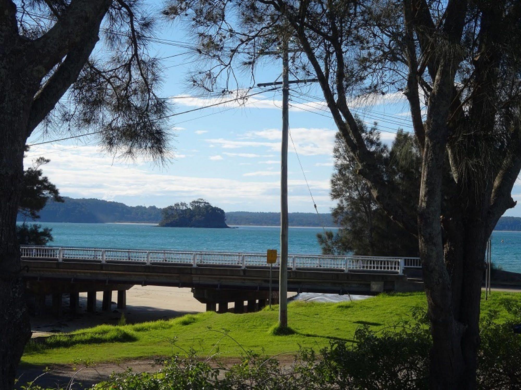 Caseys Beach Holiday Park Sunshine Bay Εξωτερικό φωτογραφία